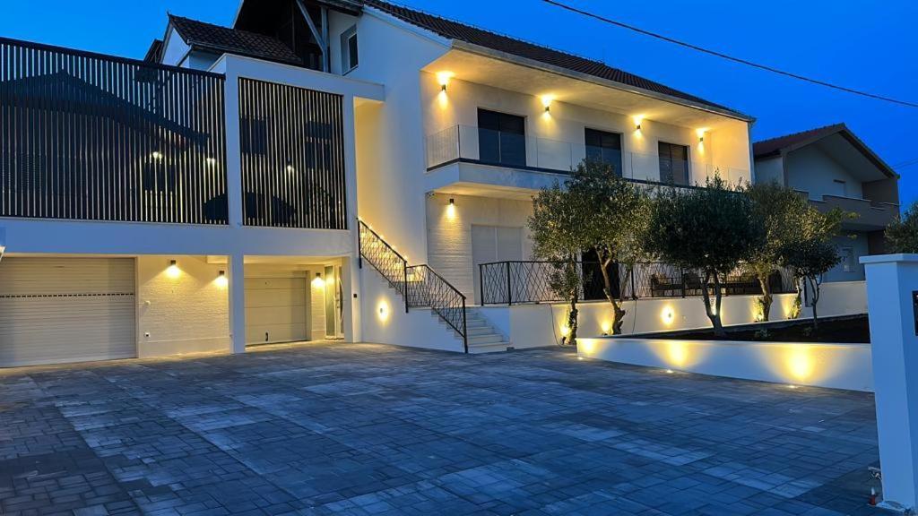 Holiday Home Luka Nova Sela المظهر الخارجي الصورة